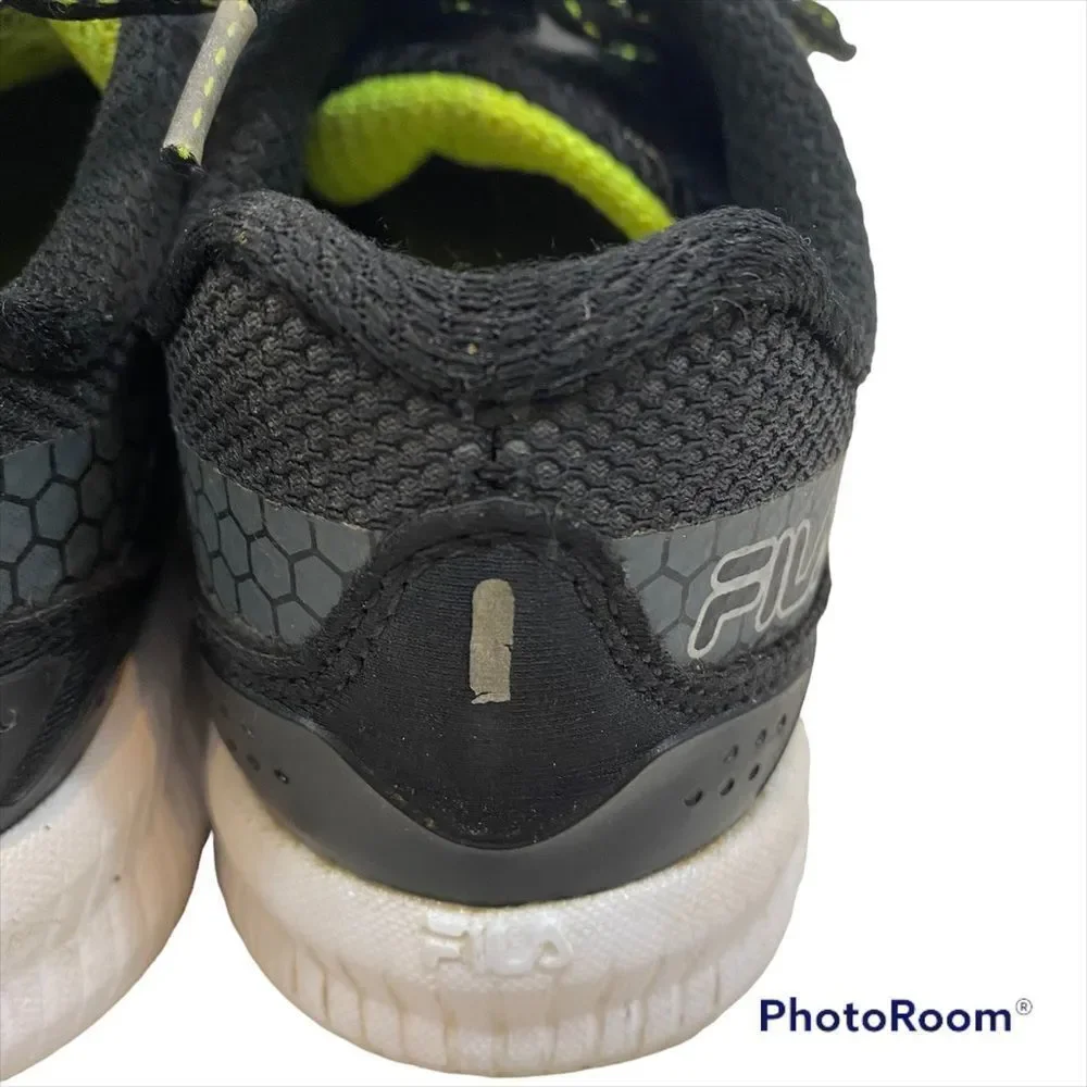 Boys Fila Black and Green Athletic Sneakers Boys‎ Size 3